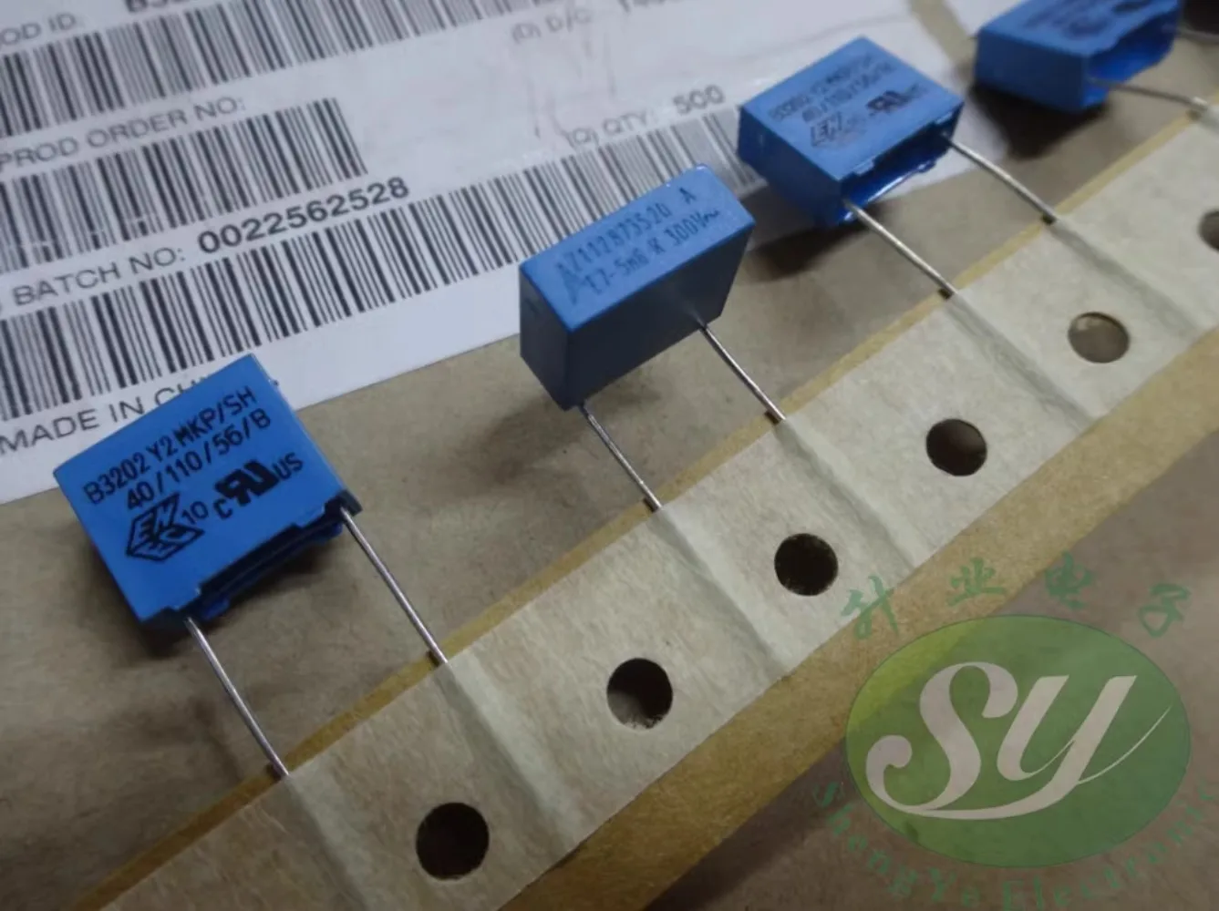 10 PZ EPCOS 0.0056uf/300vAC 5.6nf 5600pf 5n6 562 Y2 Nuovo condensatore a film B32021A3562K