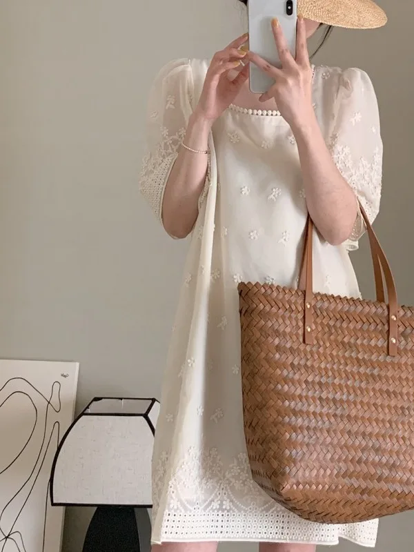 เสื้อผู้หญิงทรงหลวมสไตล์ลำลอง คอเหลี่ยม แขนพอง สำหรับฤดูร้อน ฤดูใบไม้ผลิ ฤดูใบไม้ร่วง และฤดูหนาว เหมาะสำหรับใส่ไปทำงานหรือใส่ลำลอง