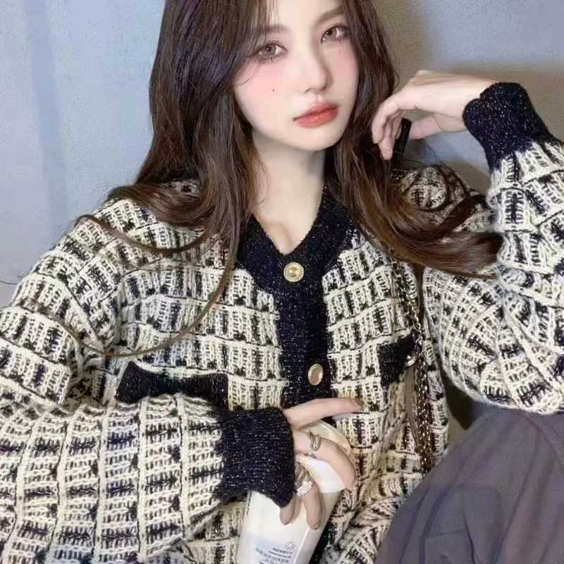 French Style Small Fragrant Sweater Jacket Cardigan Women 2023 New Niche Bright Silk Knitted Woolen Top Outerwear Knitwear Coat