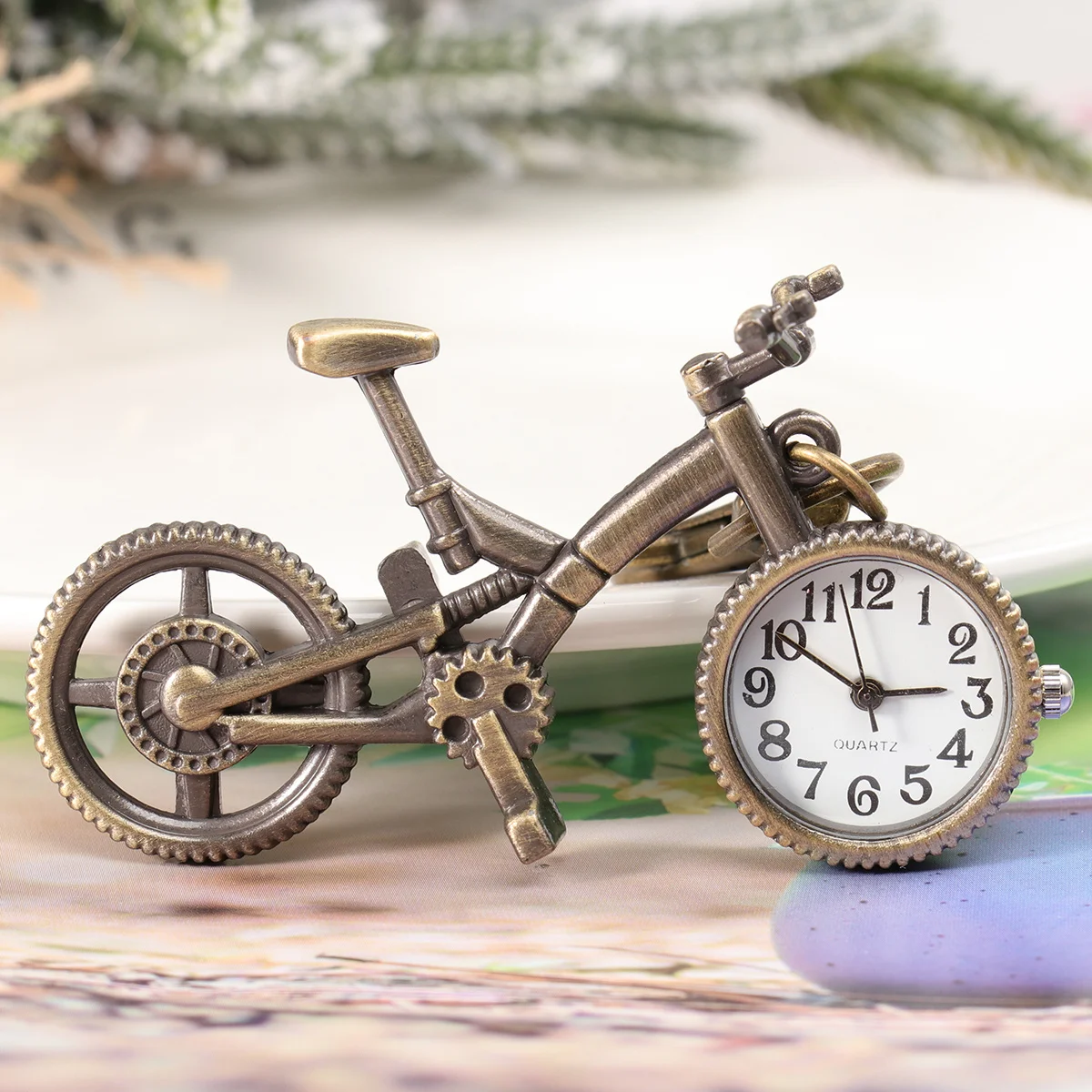 

Retro Bicycle Keychain Pocket Watch Alloy Craft Hanging Pendant Decorative Mini Clock For Gift Vintage Style Timepiece