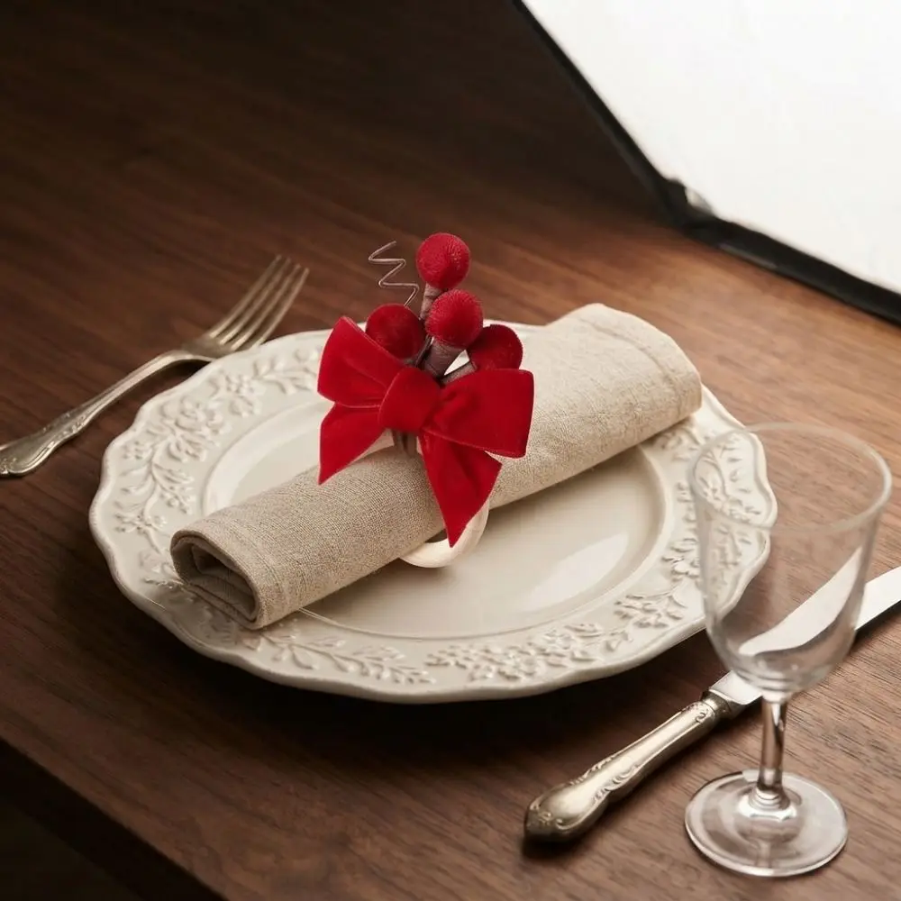 6PCS Fabric Craft Christmas Napkin Rings Pinecone Pine Needle Red Bow Napkin Rings Realistic Simulation Festive Napkin Buckle