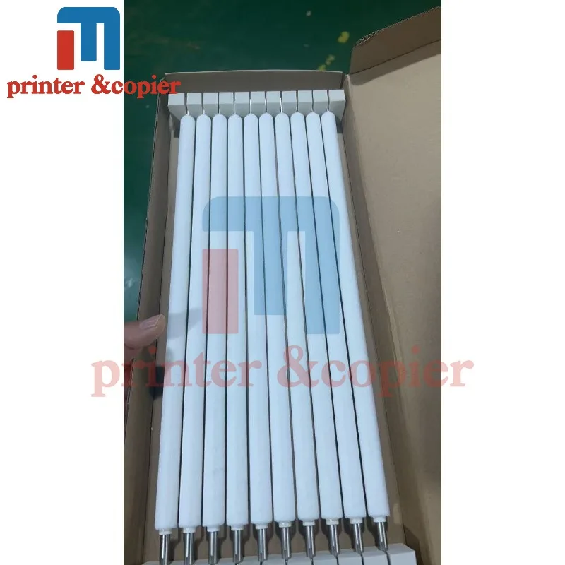 

Versant 80 180 2100 3100 2nd BTR Cleaning Brush Roller as used for V80 V180 V2100 V3100 Bias Transfer Roller Assembly 607K04291