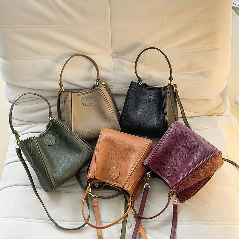 

Модная женская сумка-ведро 2026 года: универсальная повседневная сумка через плечо для города