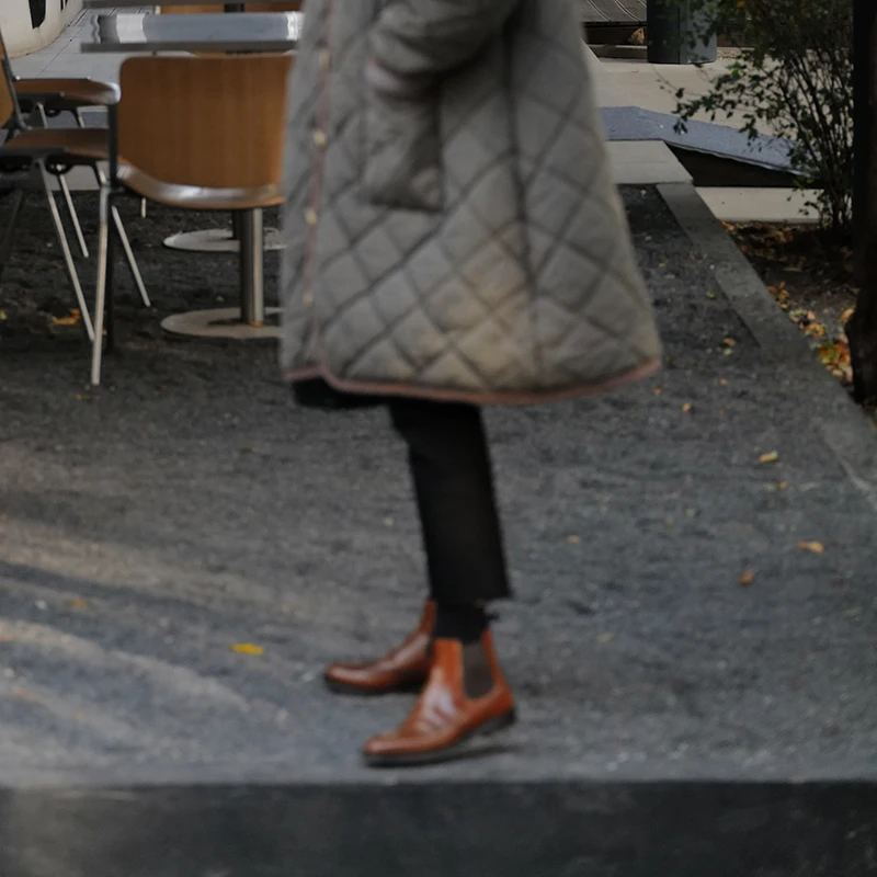 

Хлопковое вельветовое пальто с длинными рукавами, простой крой, женское, удобное, средней длины, на пуговицах, однотонное.