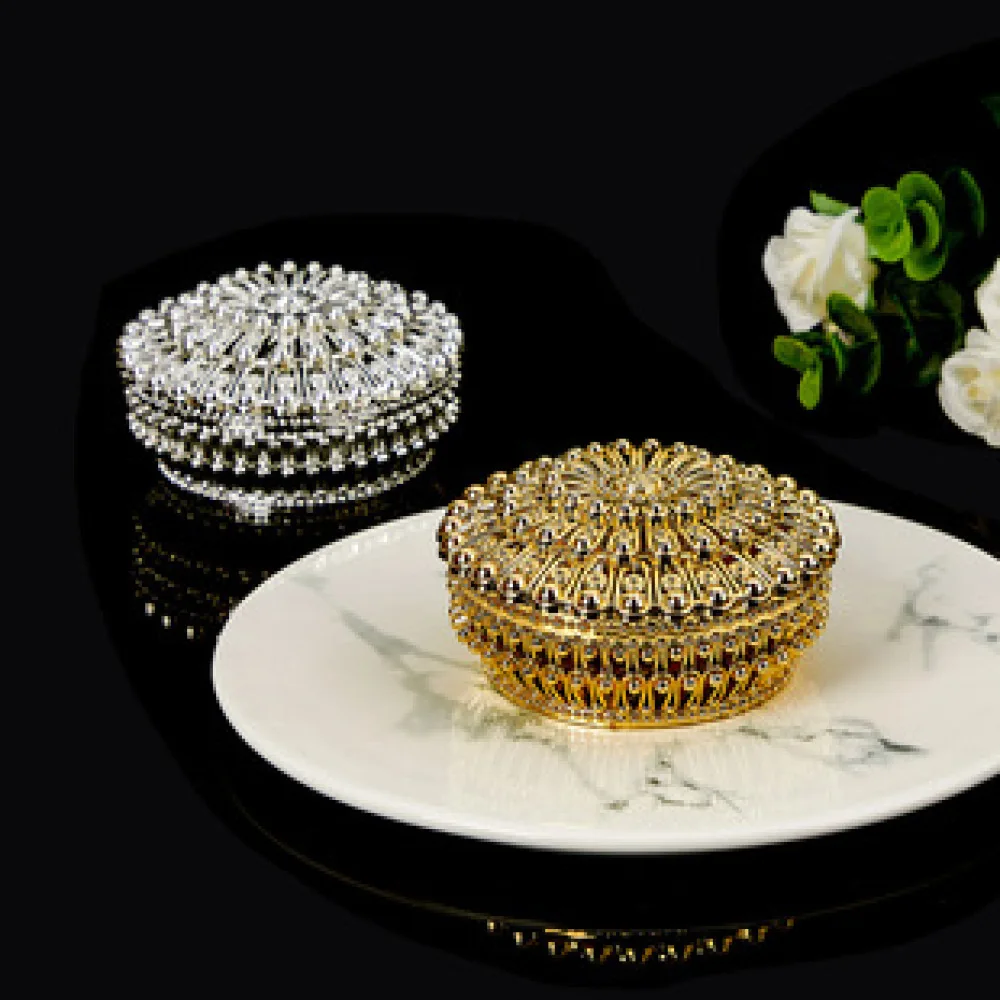 Exquisite European Design Wedding Candy Holder Electroplated Plastic Round Case Creative Gift Packaging For Party Decoration