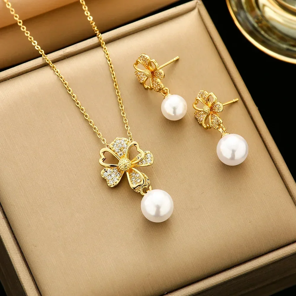 

Fashionable and light luxury flower pearl pendant necklace earrings set, elegant collarbone chain for women