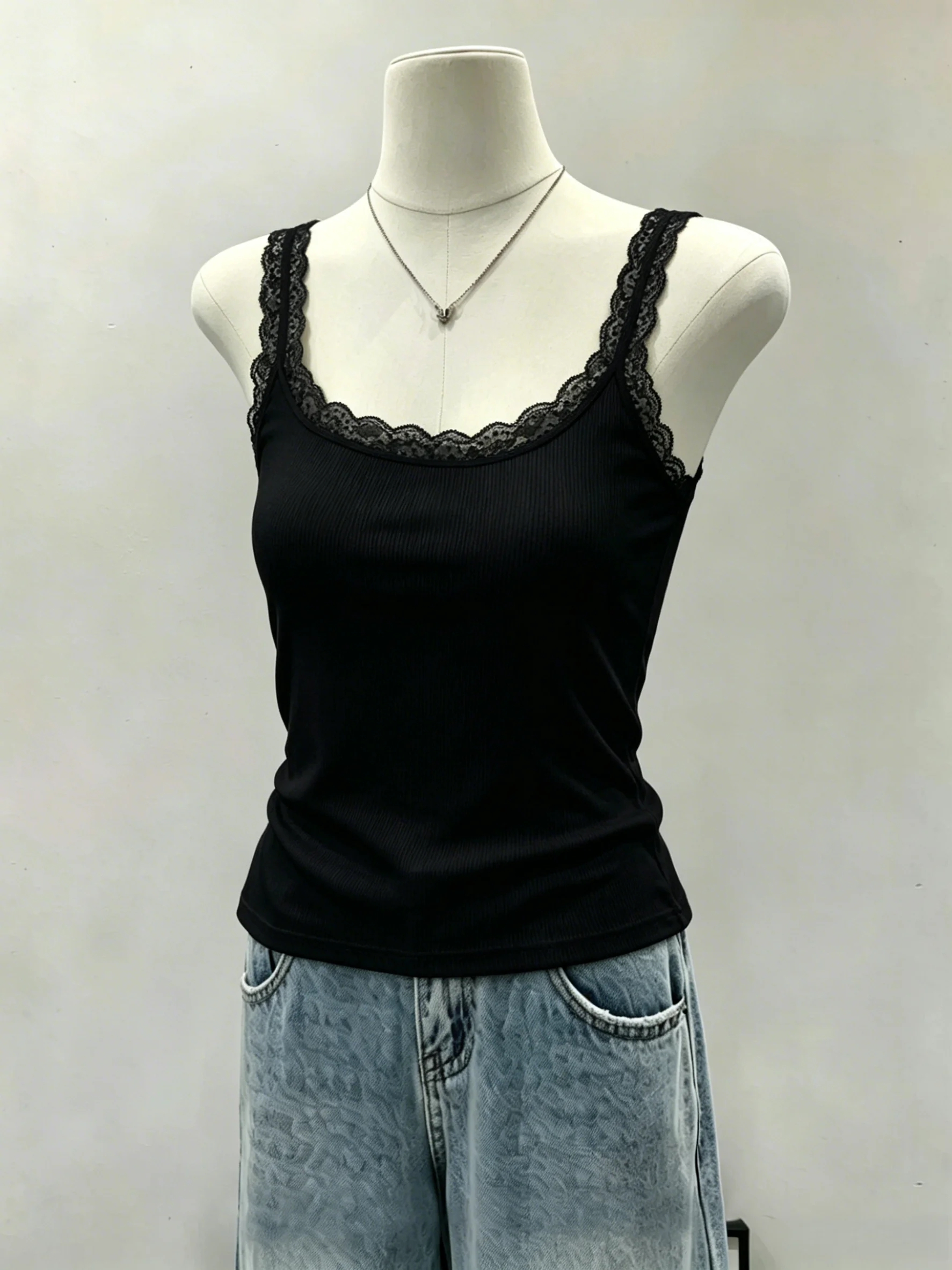 Women's Slim Fit Tank Top Lace Trim Cotton 95% Summer Base Layer Outerwear Beautiful Back Casual Comfortable T-Shirt