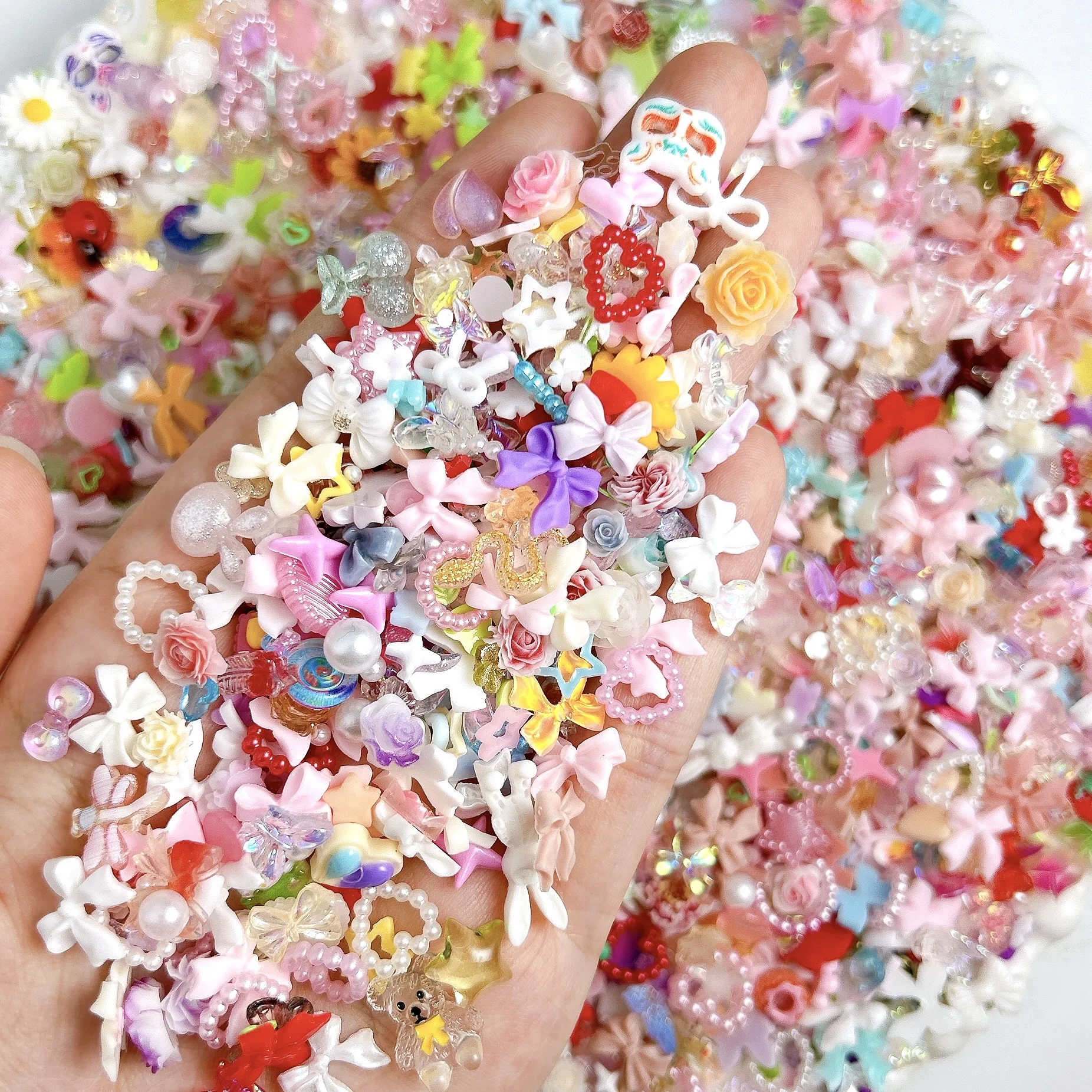 50PCS Multiple Style Star Butterfly Bear Resin Nail Art Decorations 3D Creative Strawberry Donut Heart Mixed Nail Charms for DIY
