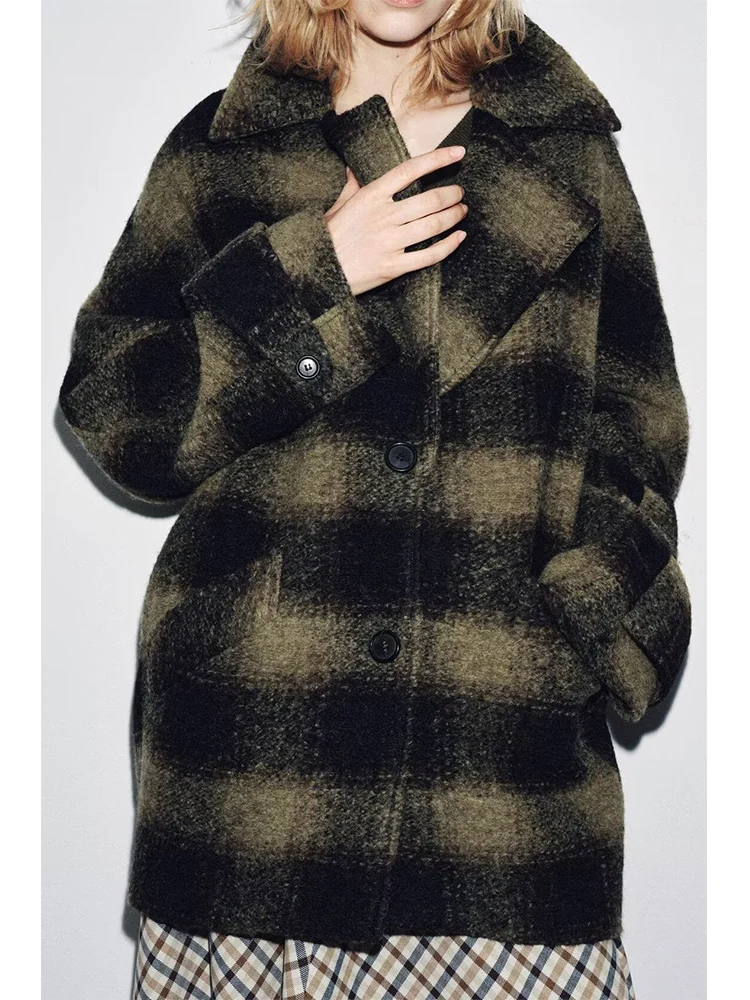 

Новая женская мода в европейском стиле, универсальное темпераментное простое клетчатое пальто с длинными рукавами и лацканами, куртка