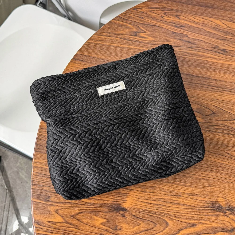 Fashion Zipper Makeup Bag Large Capacity Woven Fabric Clutches Bag Beige Coffee Solid Color Cosmetic Bag Outdoor