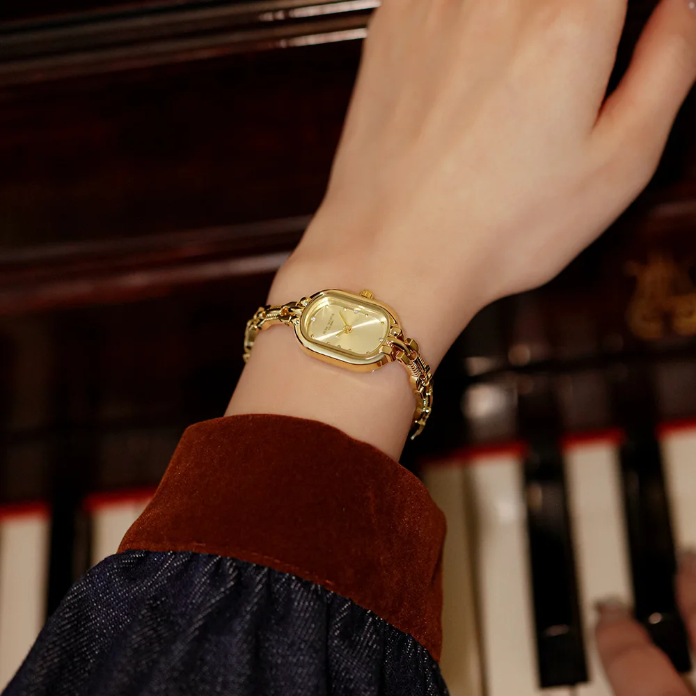 Second-hand bracelet watch small oval quartz women's watch fashion style light luxury retro small gold watch original gift