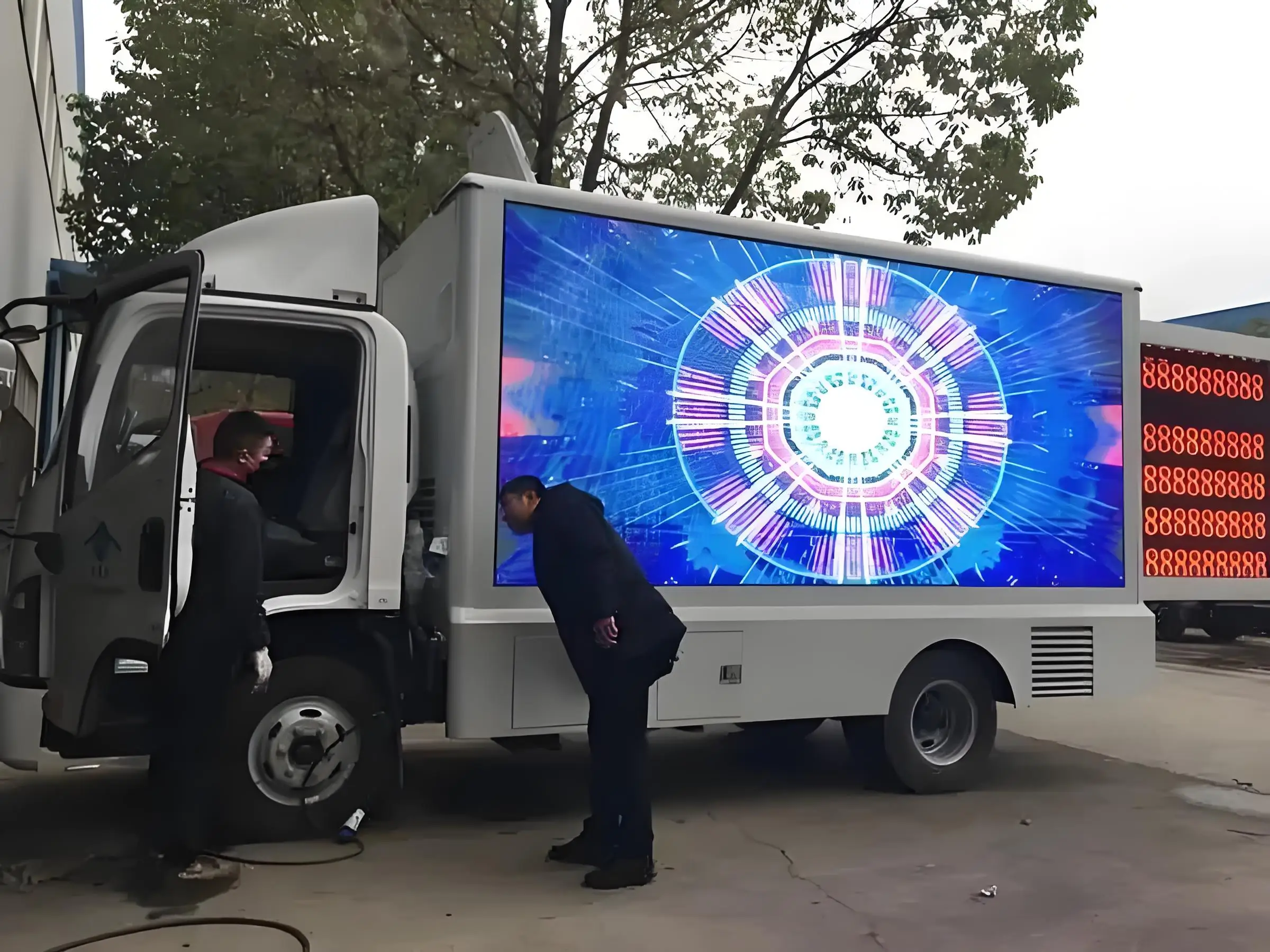 LED-Anzeige, hohe Bildwiederholfrequenz, nahtloser fester Bildschirm, IP65, wasserdicht, P4, P5, P6, P8, P10, Vollfarbbildschirm für den Außenbereich