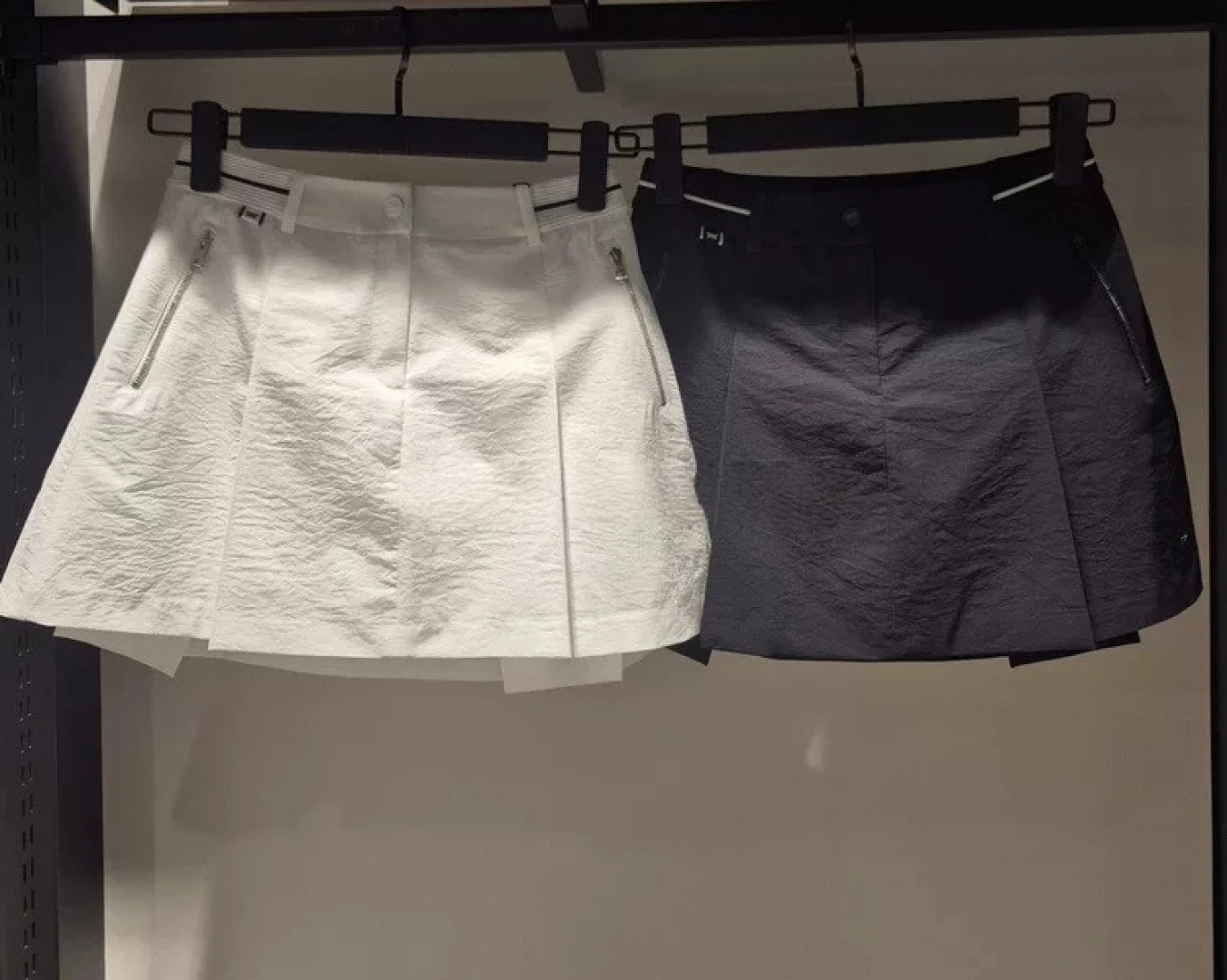 Badminton Korea - 2026 Women Golf Pleated Skirt Korean