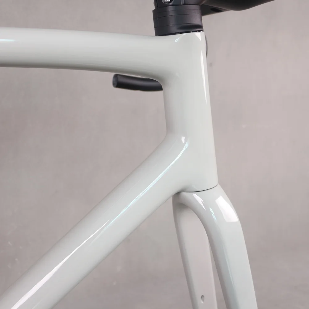 Custom Paint Superlight Internal Cable Carbon Fiber Road Bike Frame TT-X70 Disc Brake BSA Bottom Bracket UDH Hanger