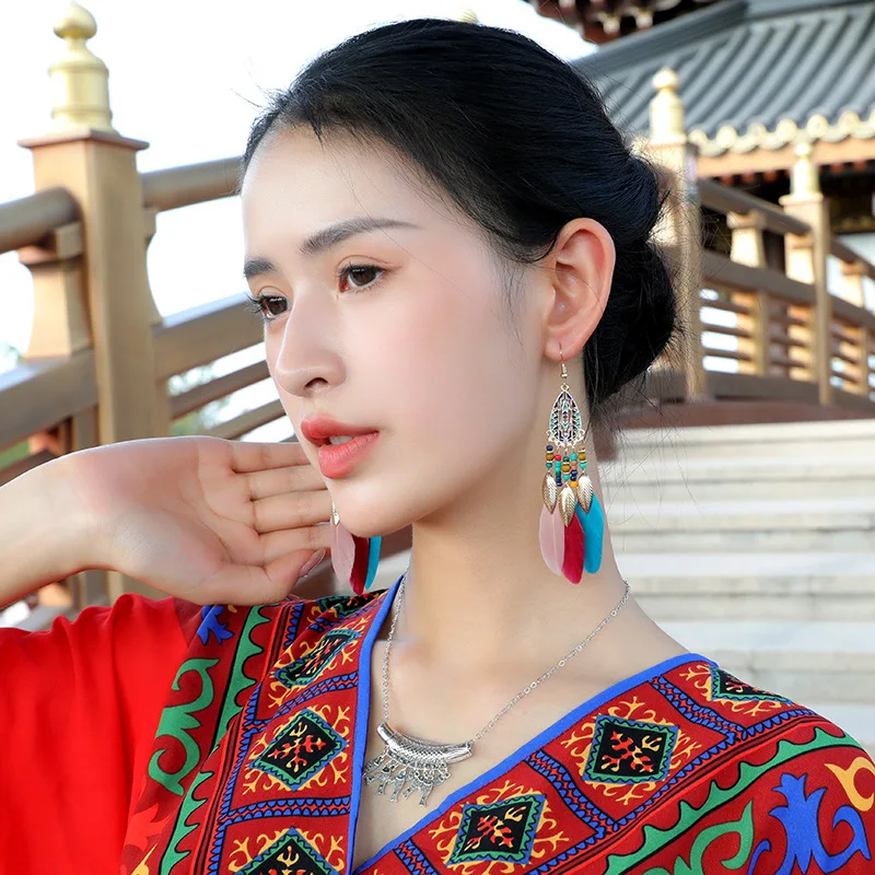 Orecchini di piume di nappa Droplet per le donne lunghe perle bohémien accessori per il turismo e le vacanze in stile etnico