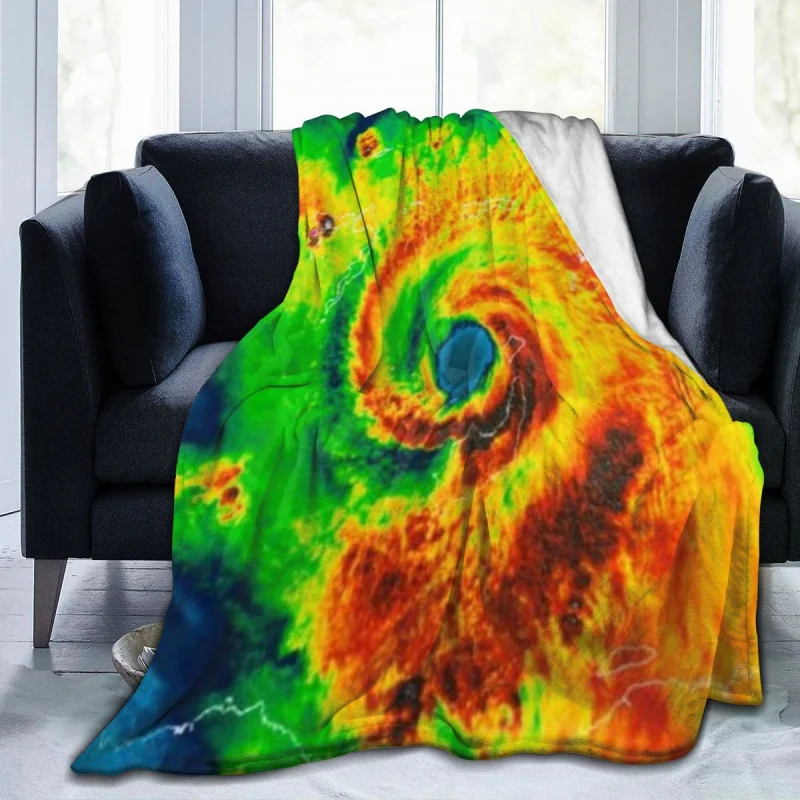 

Super soft and ultra-fine wool blanket destroys hurricanes, bay storms, extreme weather, tornadoes, customized home decoration