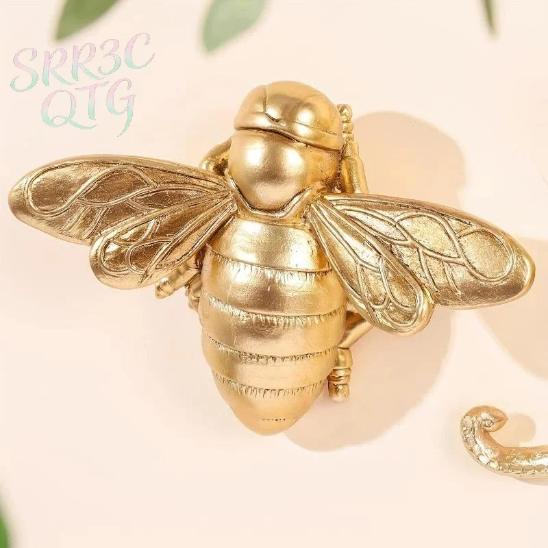 Hot Sale Golden Bee Resin Ornament Vintage Insect Animal Figurine Decorative Craft Desktop Statue For Home Wall Decoration