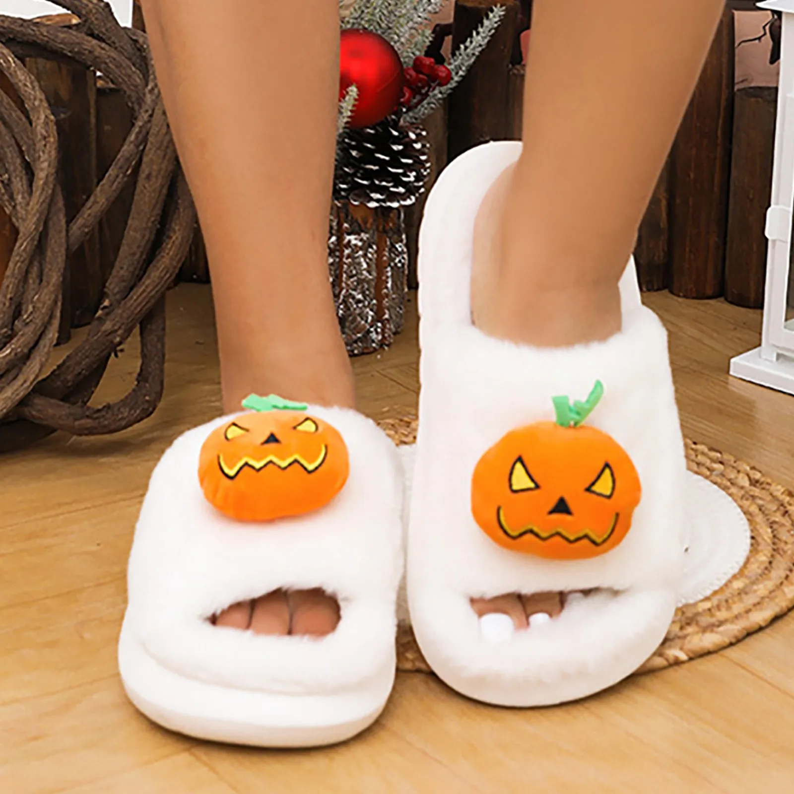 

2024 Halloween Cartoon Pumpkin Print Cotton Fluffy Slippers Home Platform Plush Slides Couple Casual Shoes Women Indoor Slippers