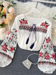 Lente Indie Folk Damesblouse Mode Borduren Bloemen Katoenen shirt met veters Dames Casual losse trui Vrije tijd Blusas