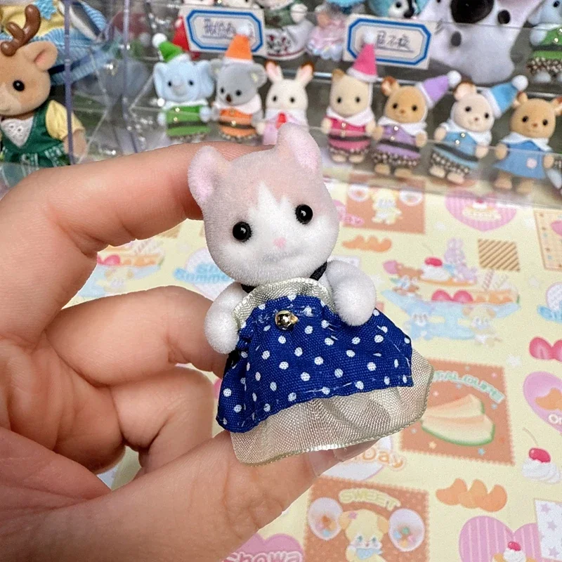Sylvanian Familiys Anime Cute Kitchens Toy for Girl Ternurines Calico Critters Children's Toys Kids Girls Figures Small Baby5