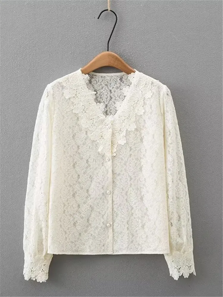 Plus Size Women\'s Clothing New In Spring And Autumn Blouses V-Neck Long-Sleeved Lace Blouse With Cut-Out Crochet Trims Shirt