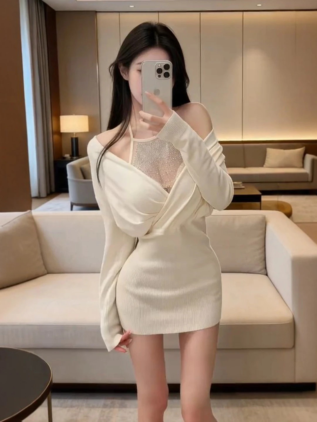 

Сексуальный вязаный комплект из двух предметов с V-образным вырезом, короткая юбка с поясом, Pure Desire, весенняя мода, хлопковый бленд, облегающее платье с длинными рукавами