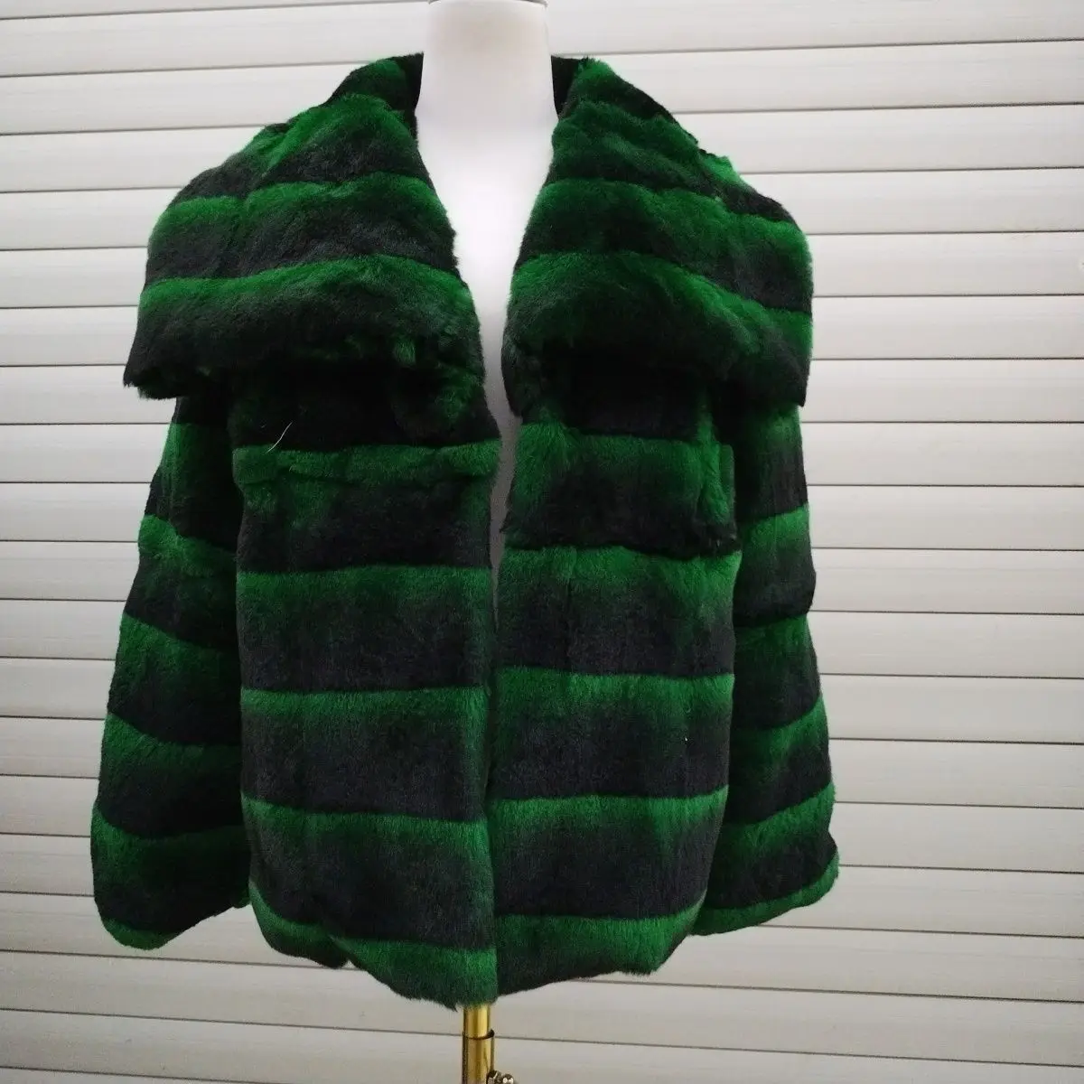 

Hot selling new rex ​​rabbit fur green high-end fashion warm women's short slim fur jacket Customizable