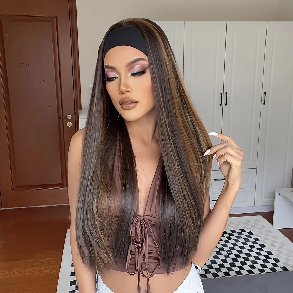 

Парик с повязкой на голову, 26 дюймов, коричневые длинные волосы с градиентом, красивый, сексуальный и модный стиль, синтетический парик, ежедневное использование