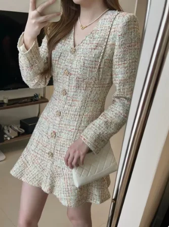 

Mini Dress for Women 2024 New Spring Autumn Tweed V-neck Single Breasted Loose Sweet Long Sleeve Robes