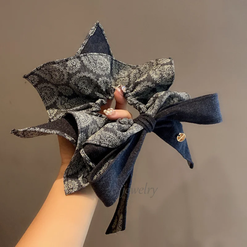 

Korean Dongdaemun Stylish Cashew Flower Personality Square Scarf Bow Hair Tie Elegant Retro Girl Personality Hair Rope New