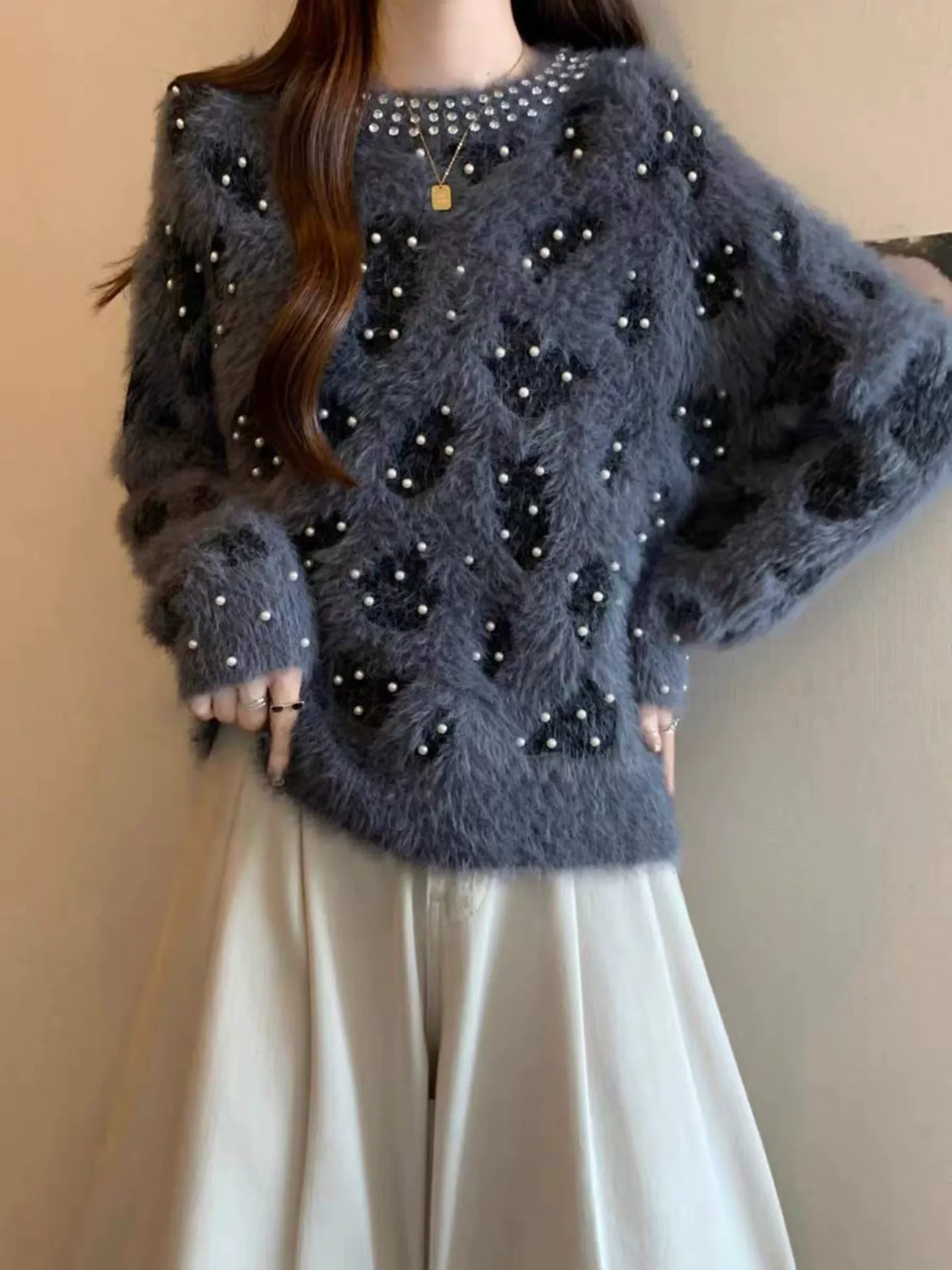 Koreański sweter damski z dzianiny, wzór w panterkę, ozdobiony koralikami, jesienno-zimowy, nowy, luźny, miękki i ciepły.