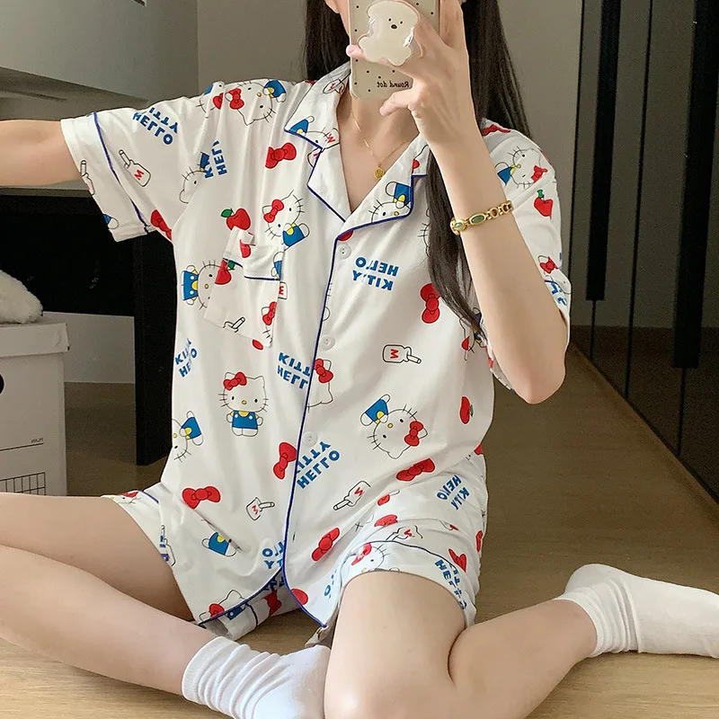 Conjuntos de pijamas bonitos de Hello Kitty para niñas, camisón holgado de dibujos animados, camisetas suaves de manga corta, pantalones cortos, ropa de dormir dulce para mujeres, verano
