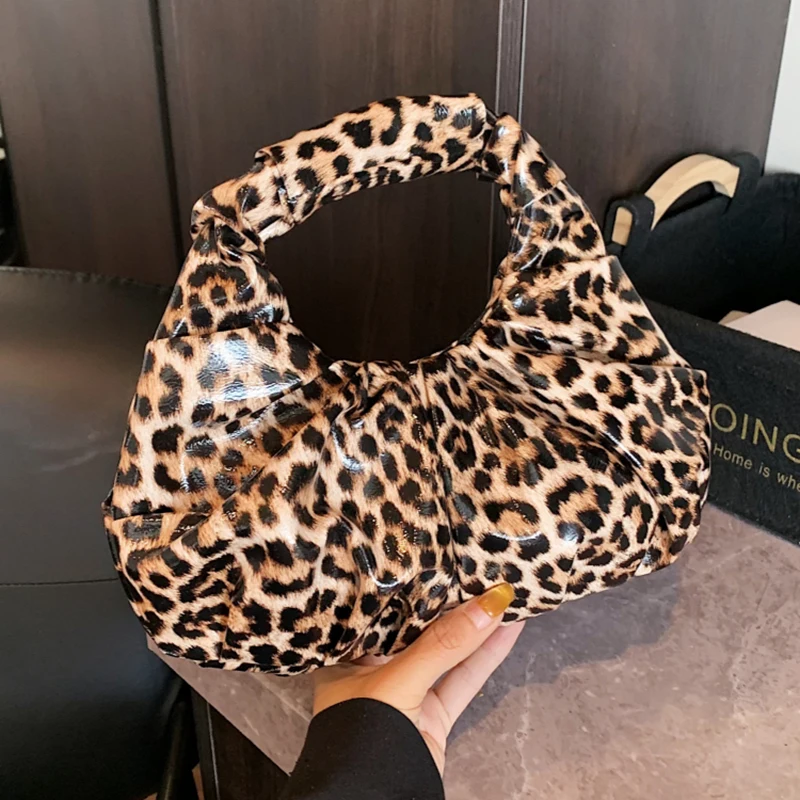 Leopard Pattern Spicy Girl Bag Sweet Cool Pleated Chain Crowssbody Bag Women New Trendy Fashion Versatile Small Square Handbag