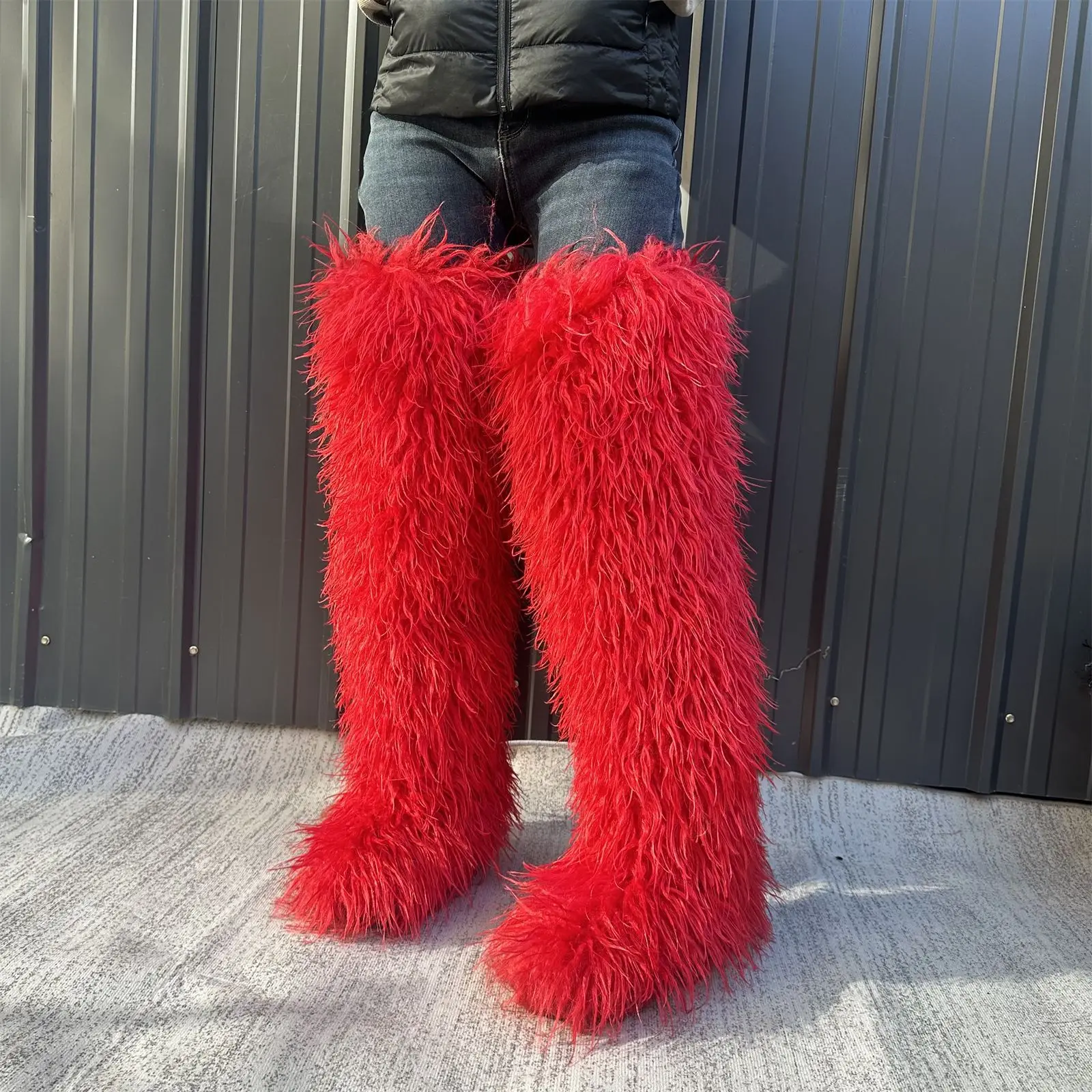 Botas altas hasta el muslo con forro de piel sintética para mujer, con pelo rizado y esponjoso, estilo Y2K, calzado de moda cálido para invierno y fiestas.