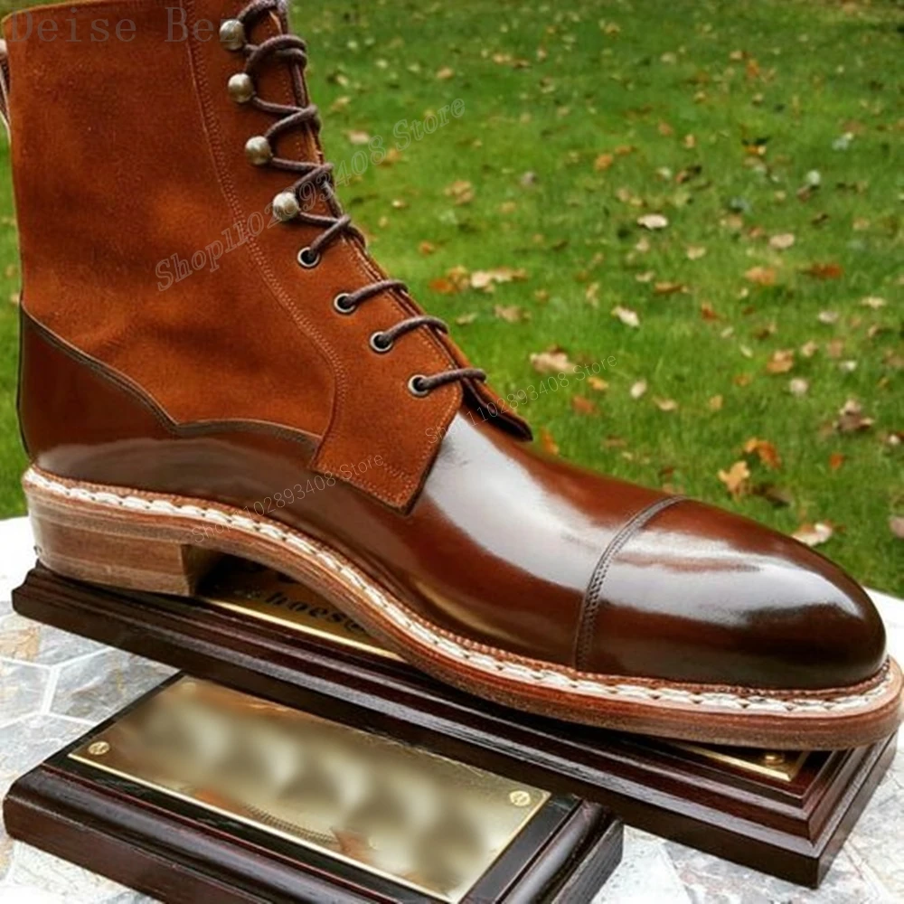 Botas masculinas de couro e camurça pontiagudas, sapatos clássicos com renda marrom, estilo britânico, emenda na moda, 2023