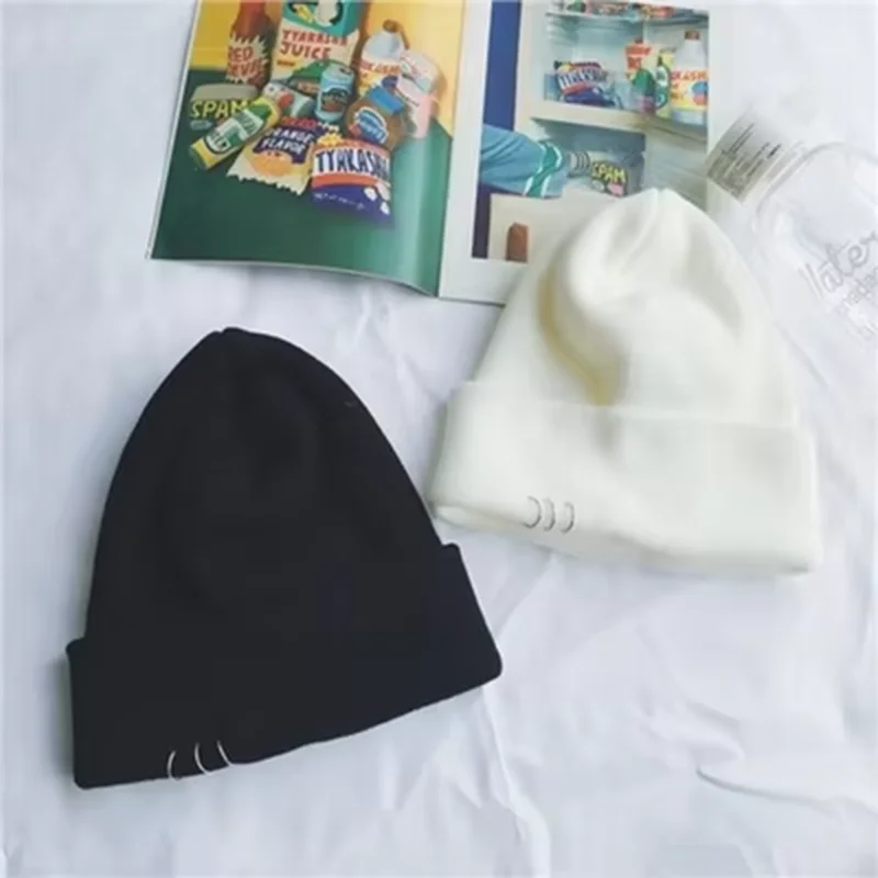 

Winter Warm Knitted Caps Fashionable Metal Ring Buckled Hat Knitted Caps Knitted Hat Winter Women Warm Casual Chapeau Femme