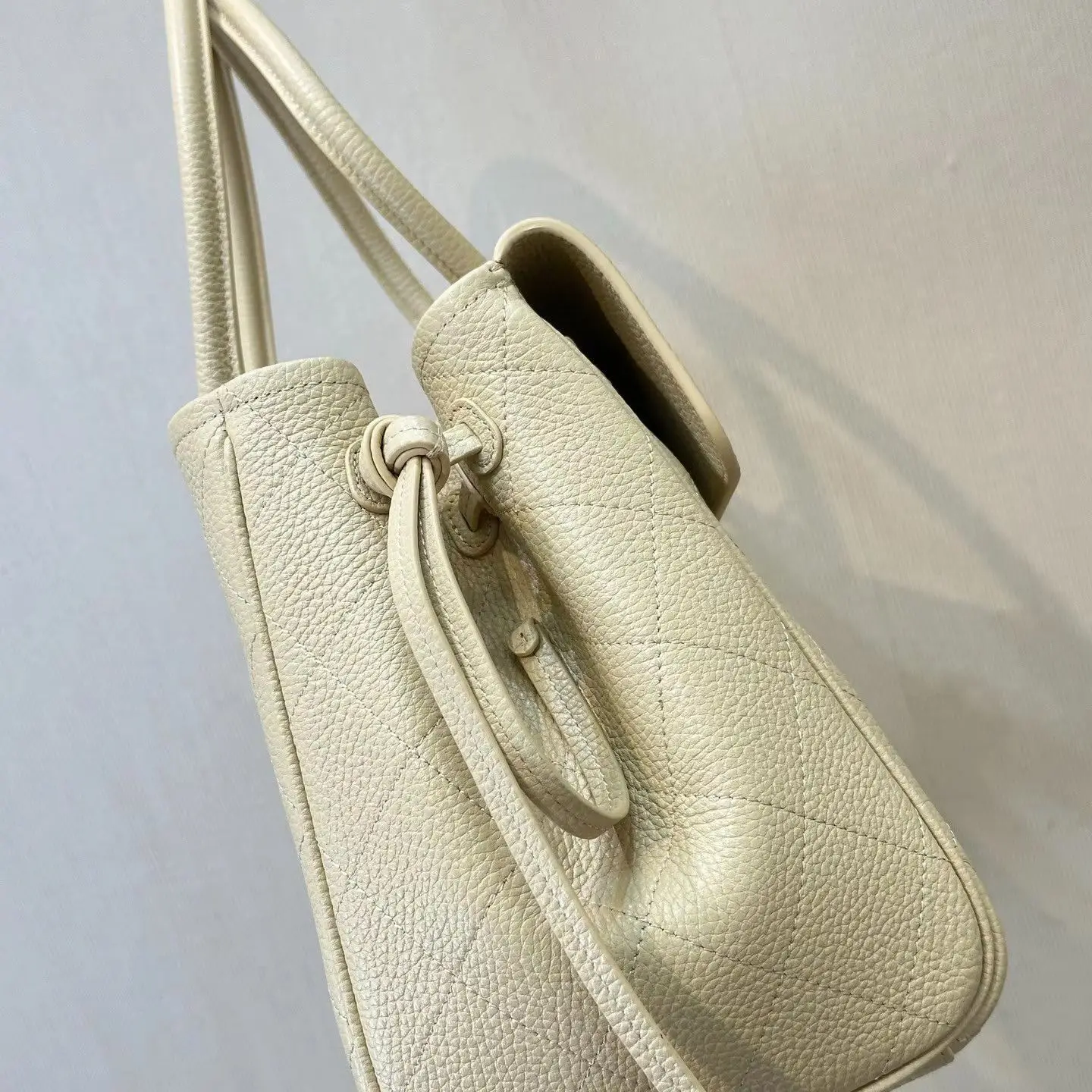 Cream Beige Pebbled Leather Grid Quilted Tote Bag, Large Capacity Flap Shoulder Bag with Round Button Closure, Luxury Designer Inspired Work Handbag