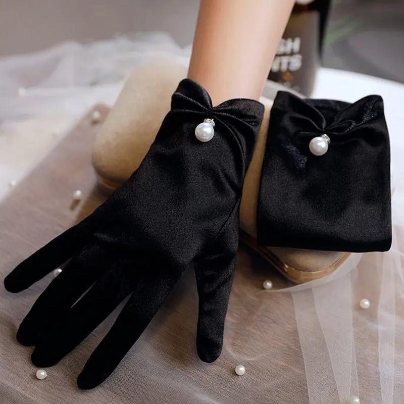 Fashion Satin Pearl Short Full Finger Gloves For Women Sunscreen Anti-uv Elastic Mittens Bridal Wedding Dress Accessories