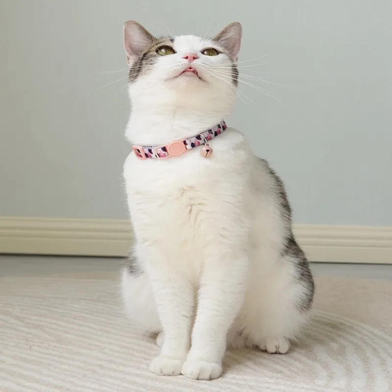 2PCS Cat Collar Adjustable Safety Pet Collar Flower Printed with Bell Ring Necklace for Cat Puppy Small Dog Pet Accessories