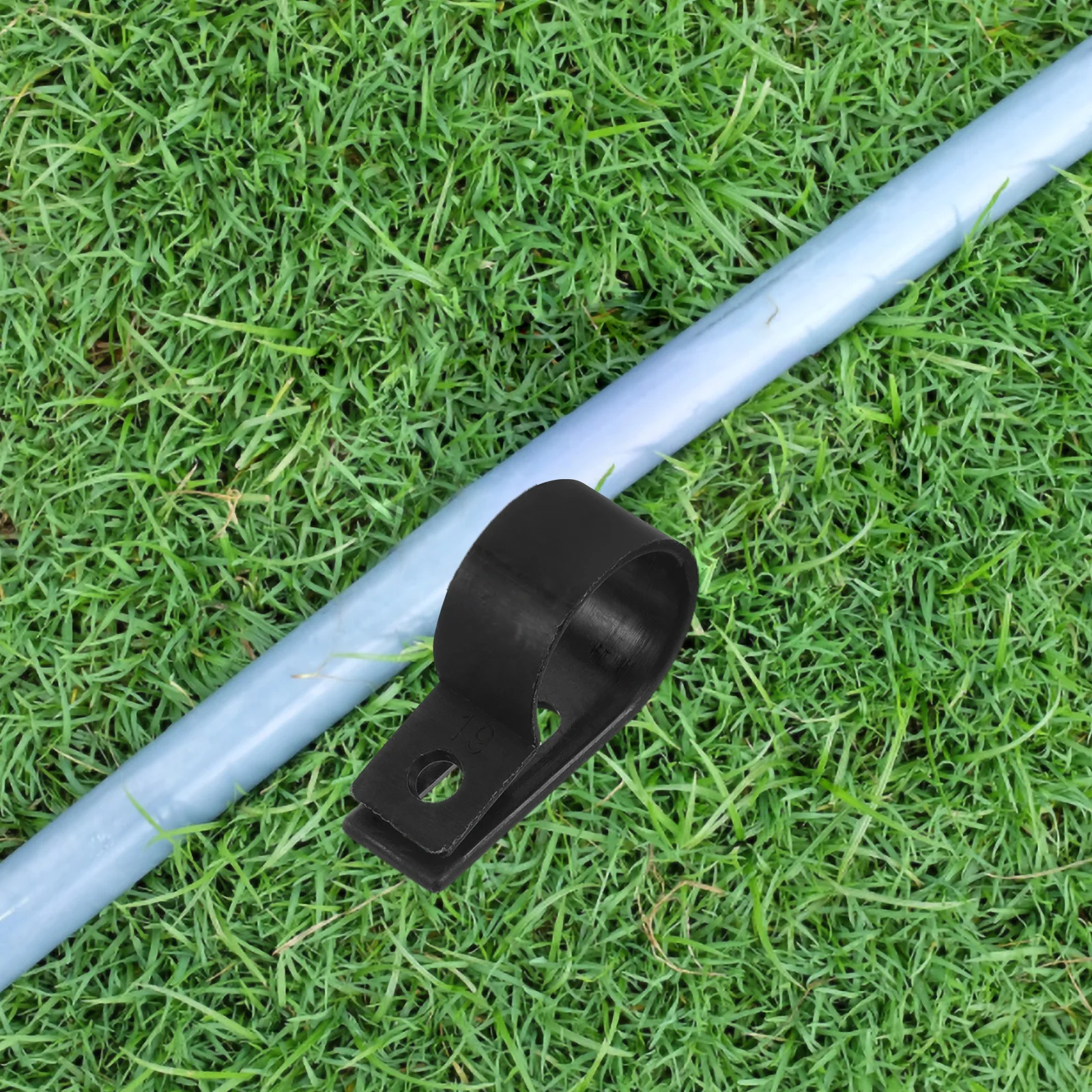 

500Pcs R-Type Nylon Cable Clips Black Plastic Cord Fasteners for Wire Management Home Office Industrial Use Wire Clamp for Tubes