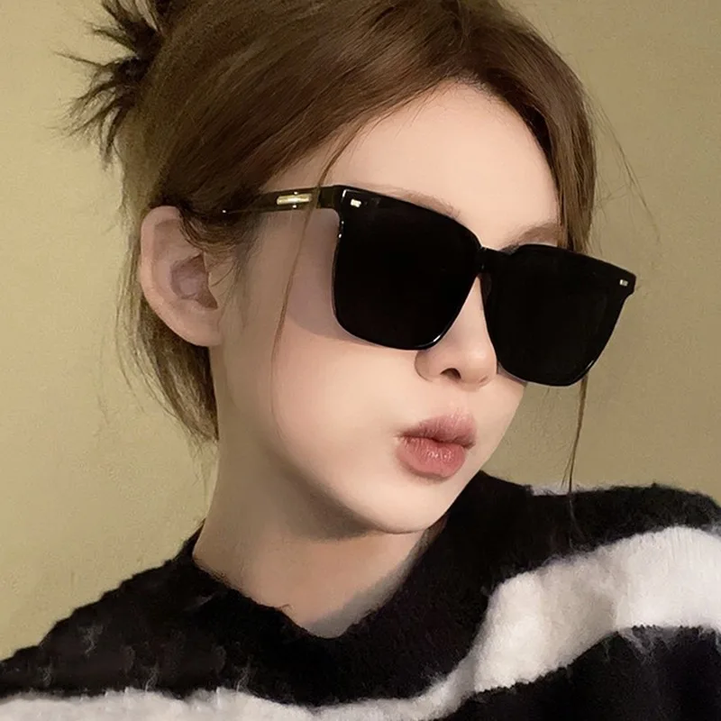 Übergroße quadratische Sonnenbrille Frauen Luxusmarke Designer Sonnenbrille Frauen großen Rahmen Sonnenbrille für Frauen Großhandel