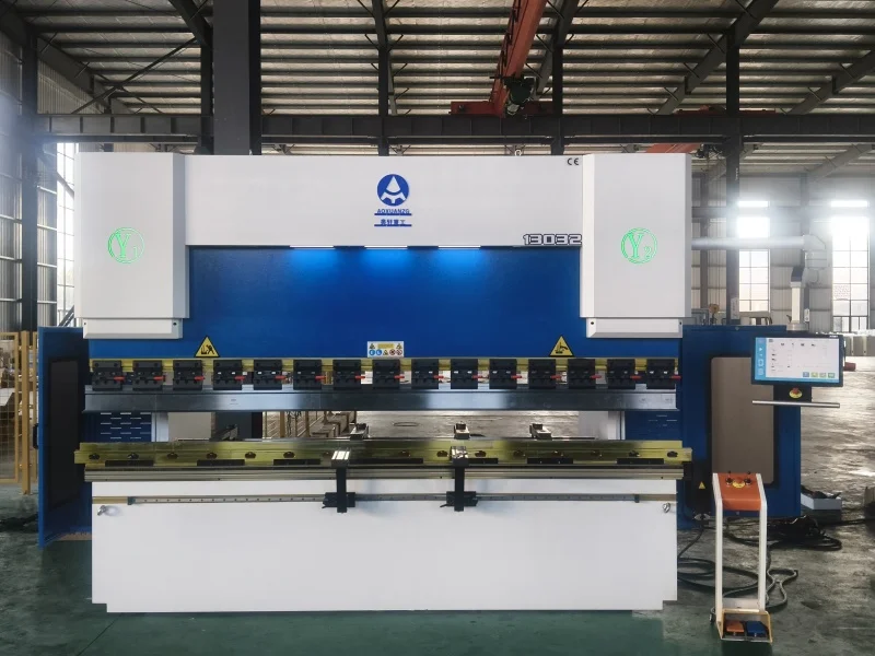 130T3200  4+1+2  Axis  2D Programming 3D Display AX68T CNC Hydraulic Sheet Metal Bending Machine With  Z1 Z2