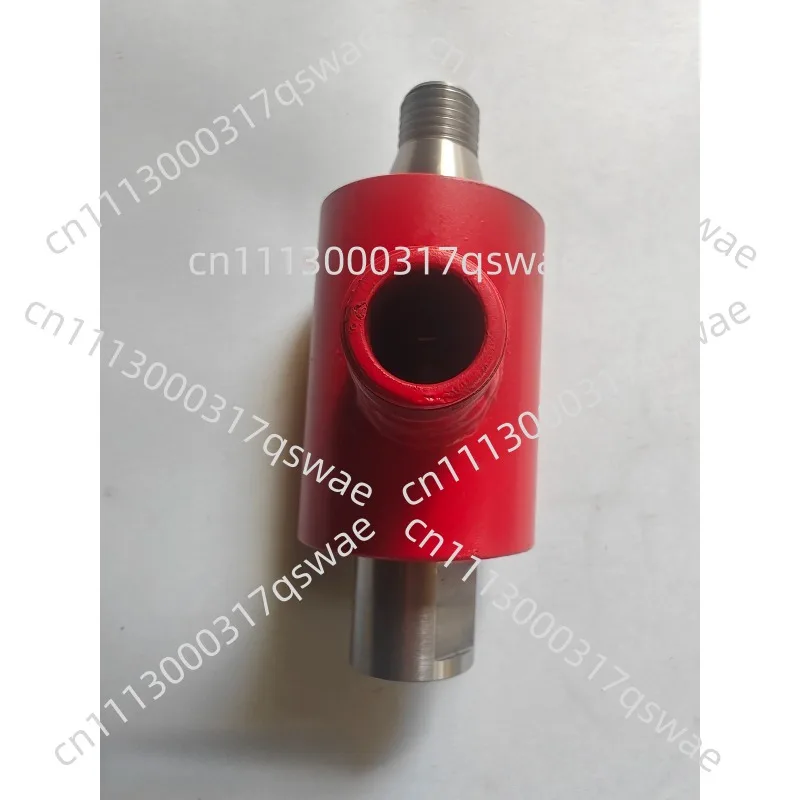 Well drilling machine water drill water  drill pipe road laying machine water adding device pressure increase flow