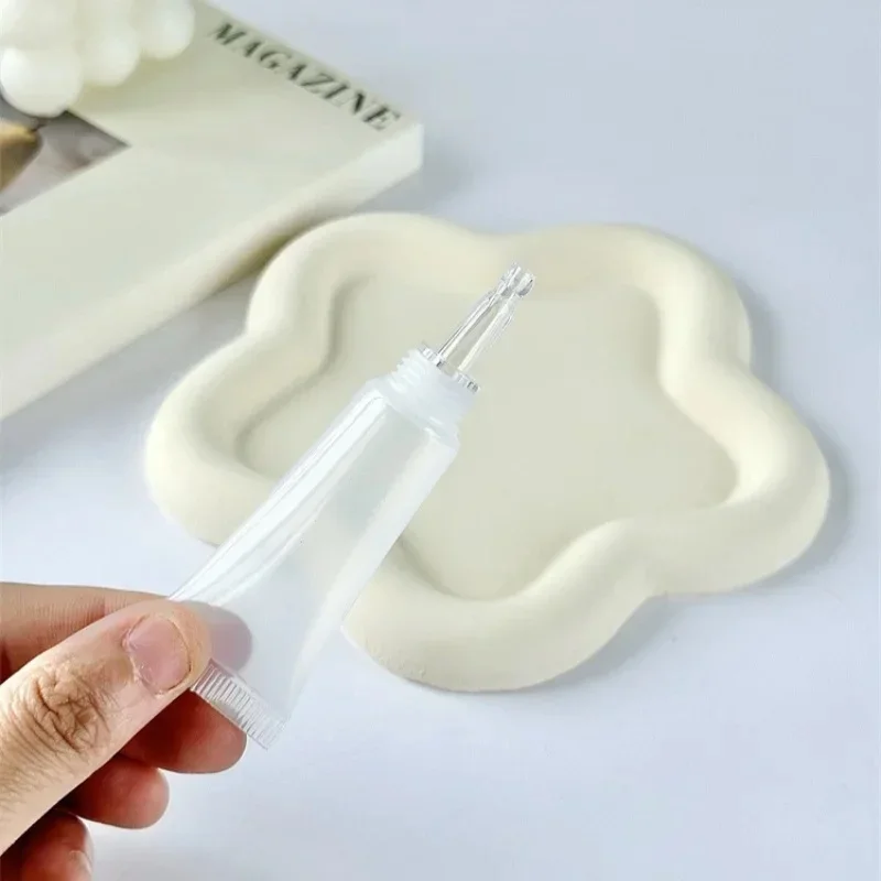 環境にやさしいプラスチック製ソフトドロッパーボトル、スキンケア、ヒアルロン酸化粧品チューブ、スクリューキャップローションコンテナに適しています