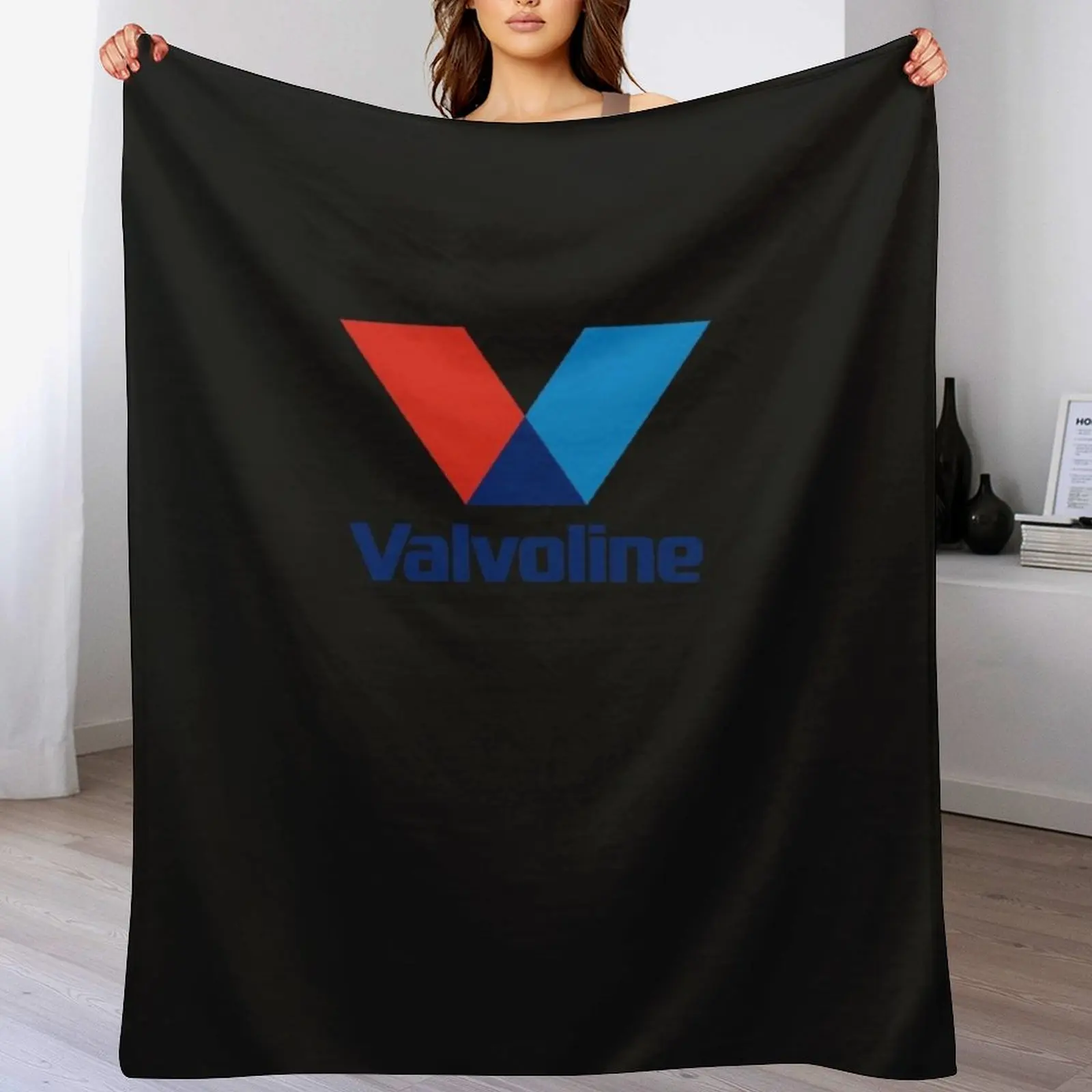 Valvoline Merchandise Essential T-Shirt Throw Blanket Soft Sherpa Fleece Warm Blanket for Winter