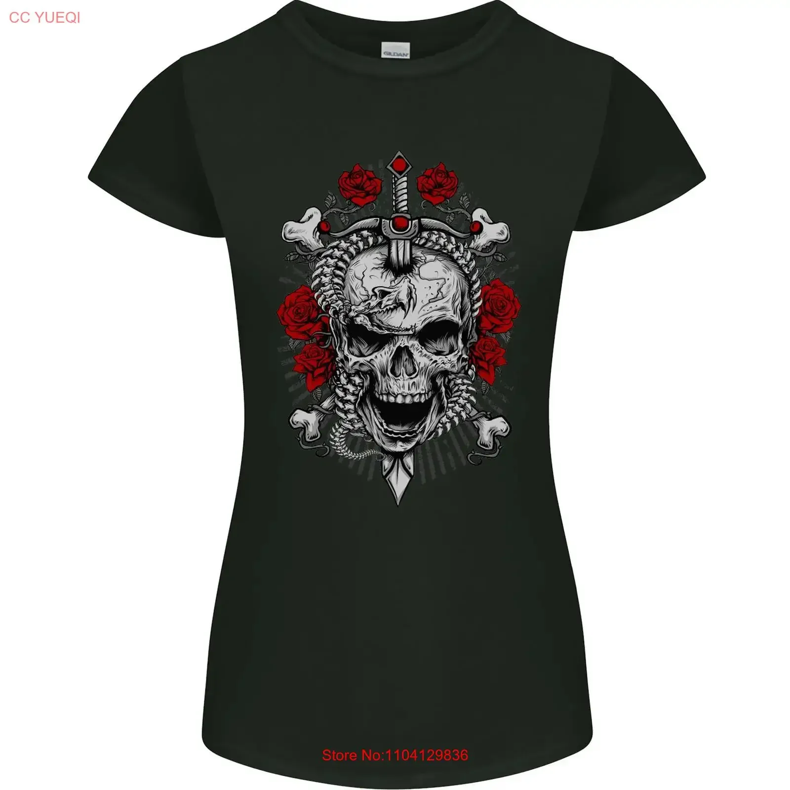 Camiseta de mujer con estampado gráfico vintage lavado de la banda Rebellion Skull Biker Heavy Metal Rock Music, corte petite, suave y elegante, estilo hombre.