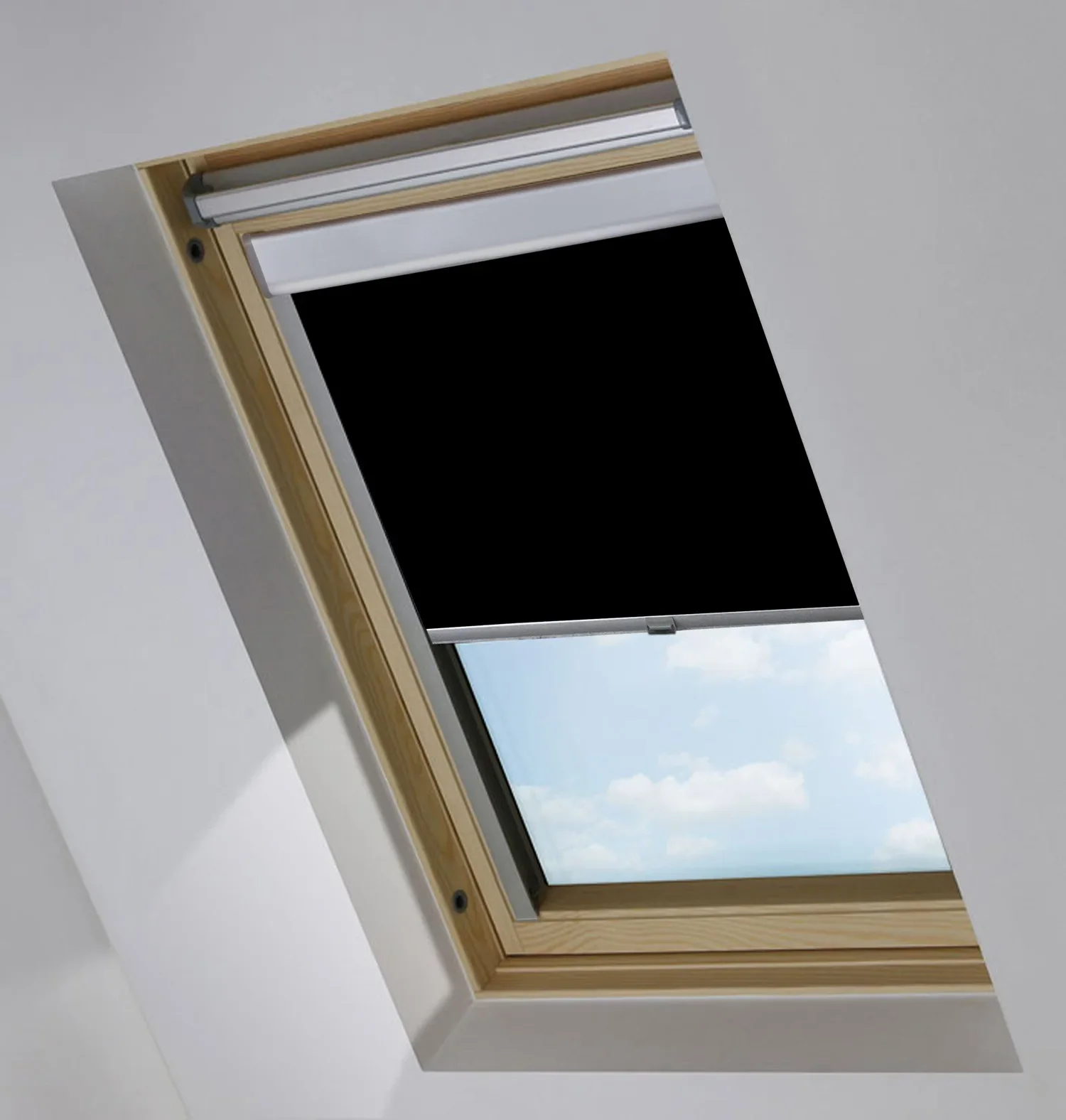 2026 High Quality Electric Motorized Full-Blackout Skylight Sunproof Honeycomb Blinds