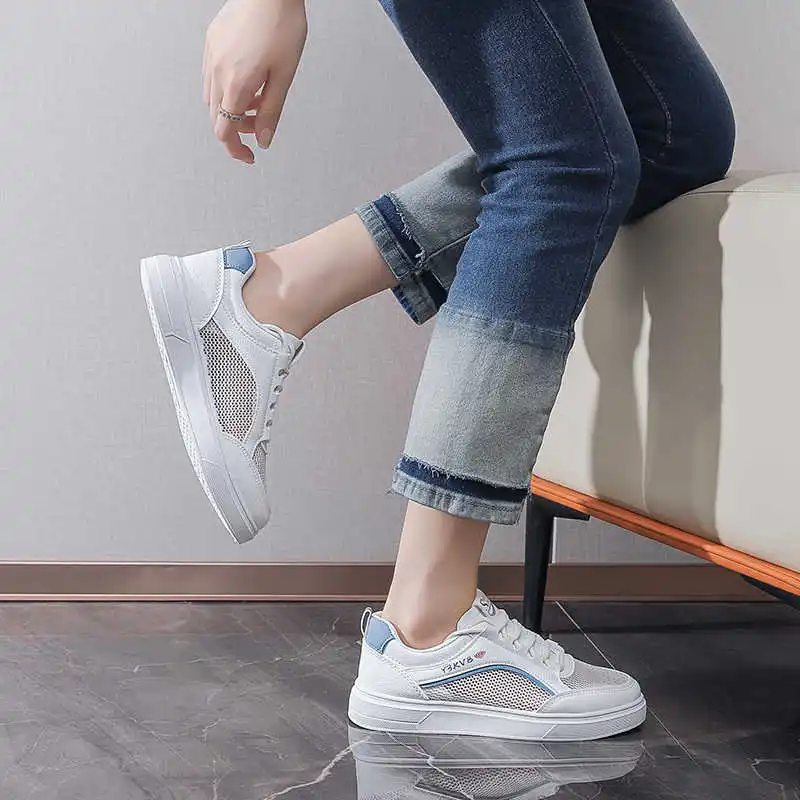 รองเท้าผ้าใบทรงกลมแบบมีรูระบายอากาศ รุ่น Training And Exercises ทอแบบ 46 สีขาว สำหรับผู้หญิง ยี่ห้อดัง ใส่สบายสุดๆ เหมาะสำหรับฤดูร้อน