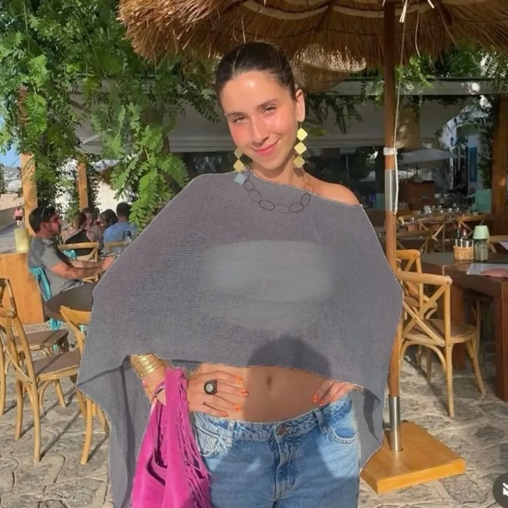 

Новый женский вязаный накидка с открытыми плечами, свободный кардиган с треугольным подолом, пуловер, нерегулярные пляжные топы для женщин