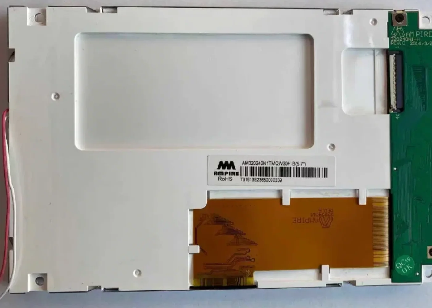 

AM320240N1TMQW30H-B 5.7 Inch 320x240 TFT-LCD Panel Display